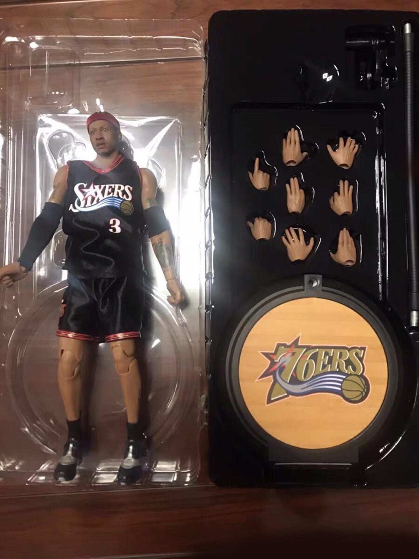 1:6 e NBA Allen Iverson Action Figure New In Box